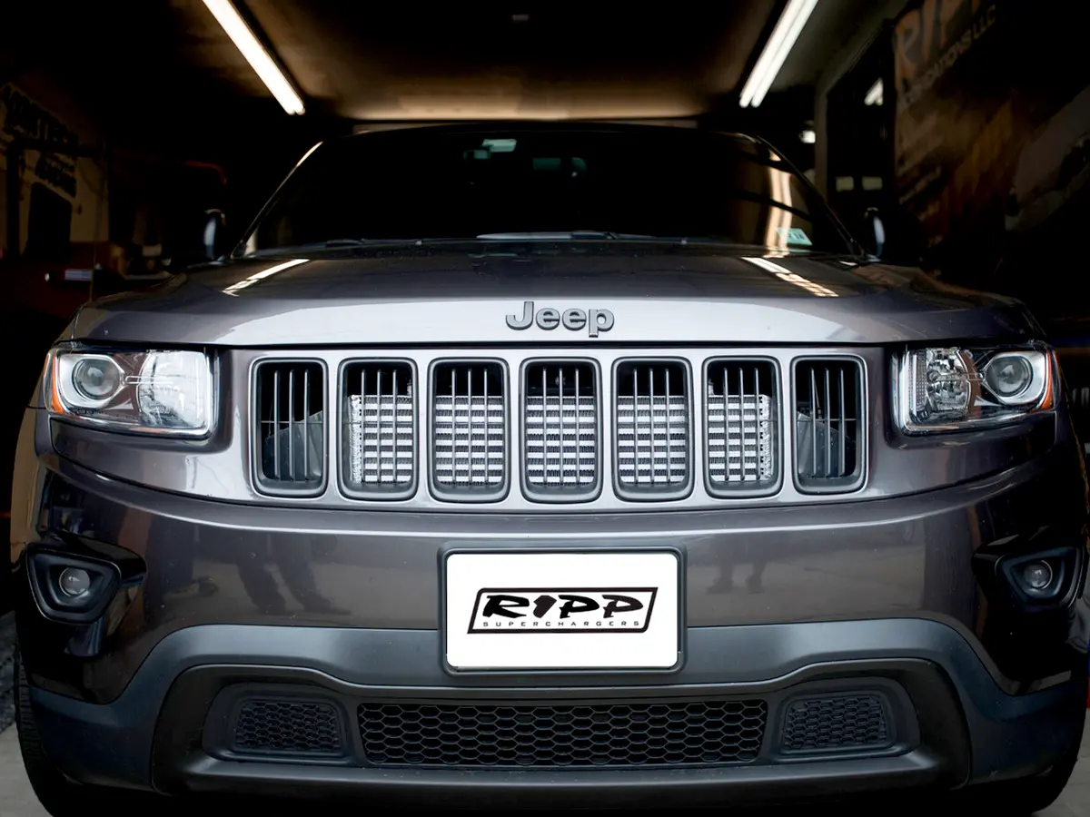 2011-14 Jeep Grand Cherokee 3.6 V6 Supercharger Kit 1