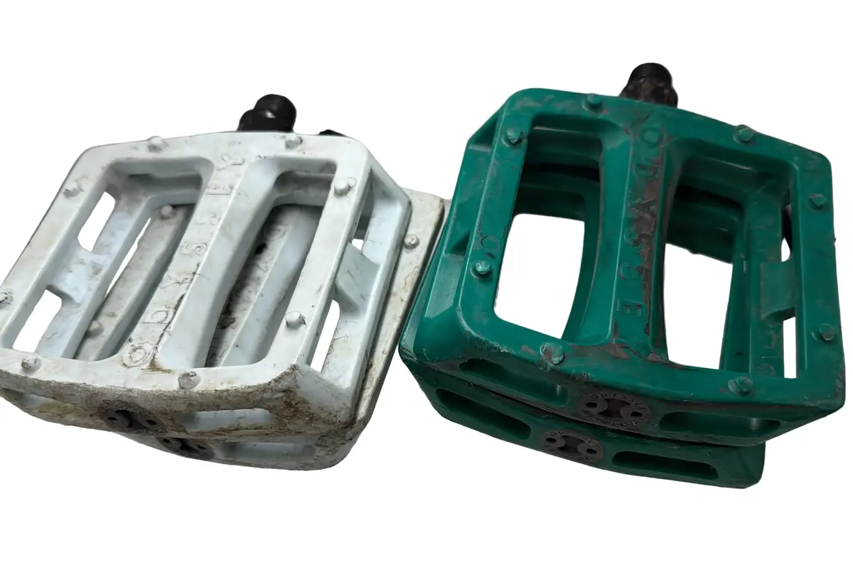 Used Odyssey Grandstand Pedals 9/16 1