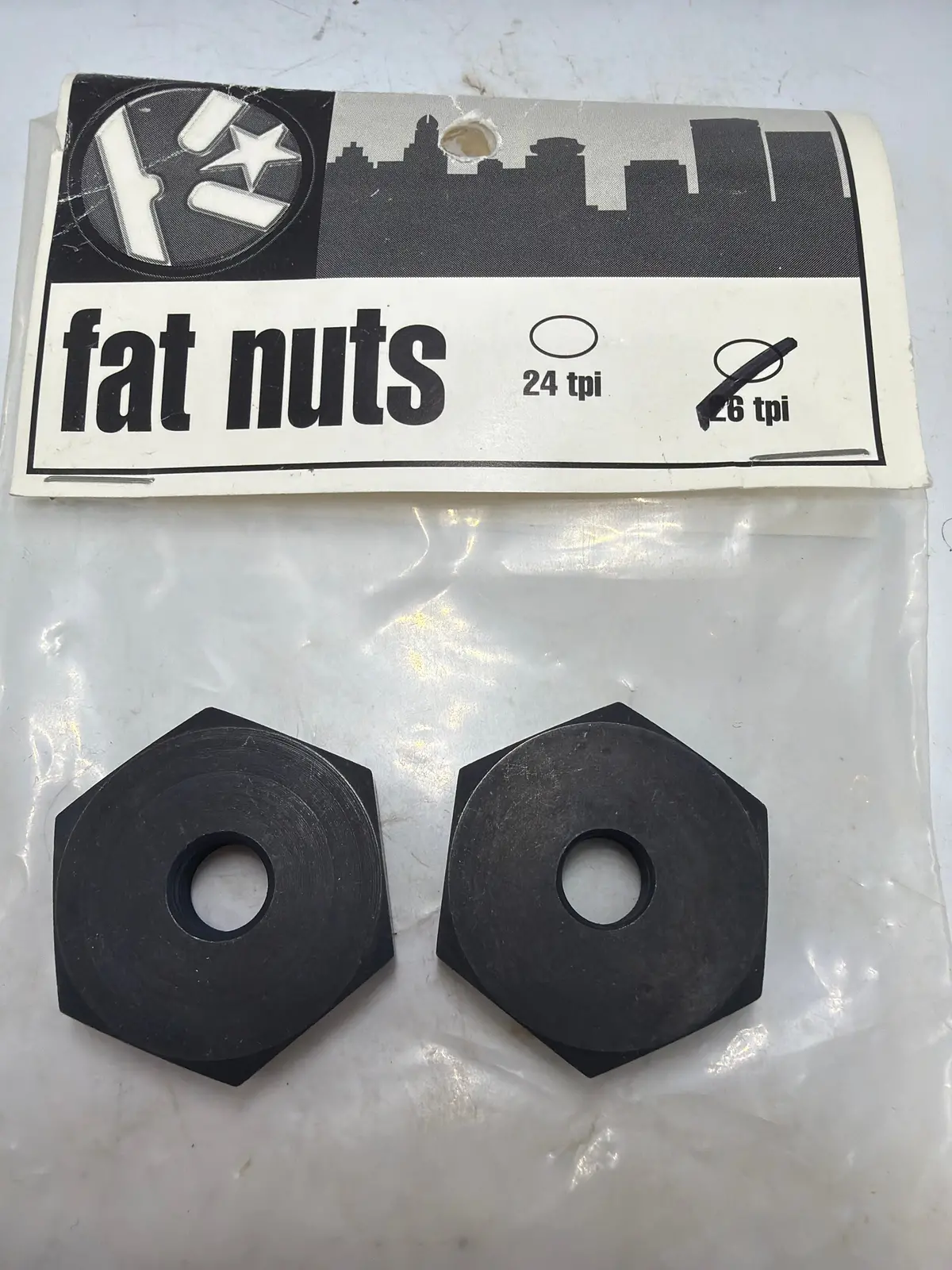Kink Fat Nuts 26 Tpi (Mid School) 1
