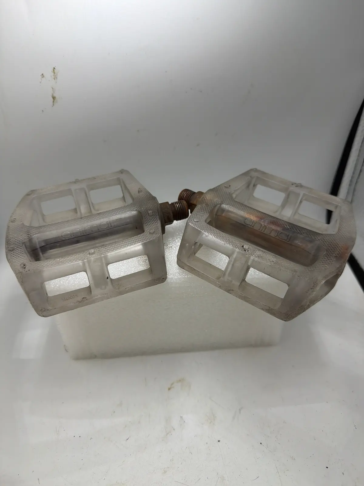 Used Animal Hamilton Pedals 9/16 (Needs Repack) 1