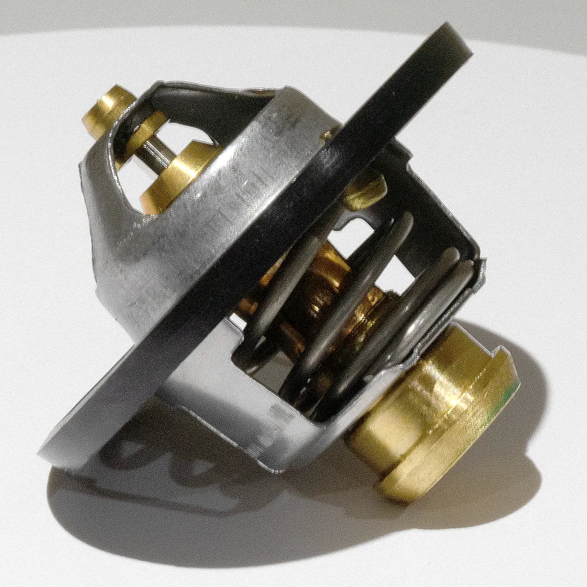 180 Degree Thermostat For Ram 6.4L (2500,3500,4500) 1