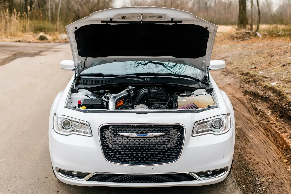 2011 - 2014 Chrysler 300 3.6L V6 Supercharger Kit 1