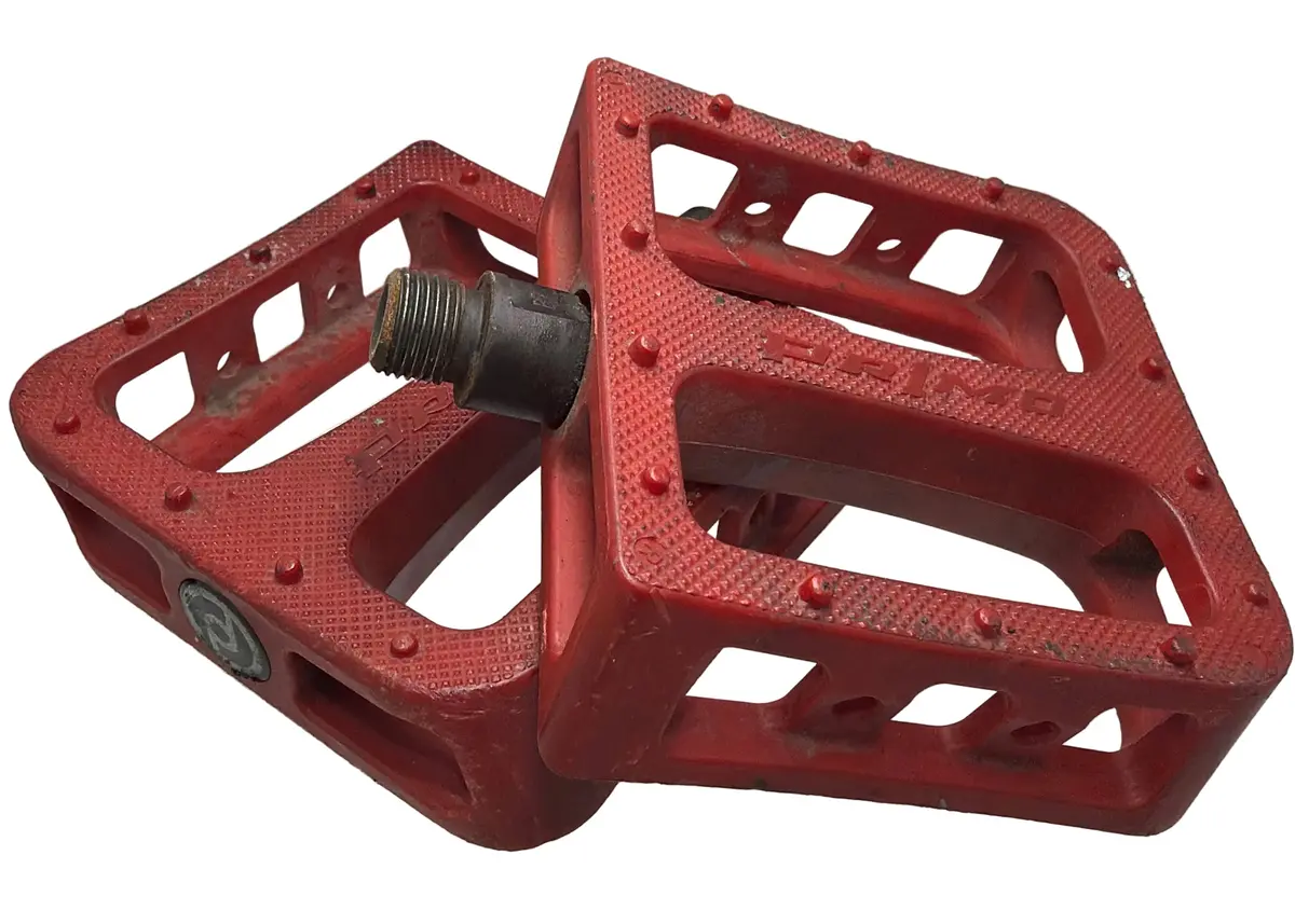 Used Primo Plastic Tenderizer Pedals 1