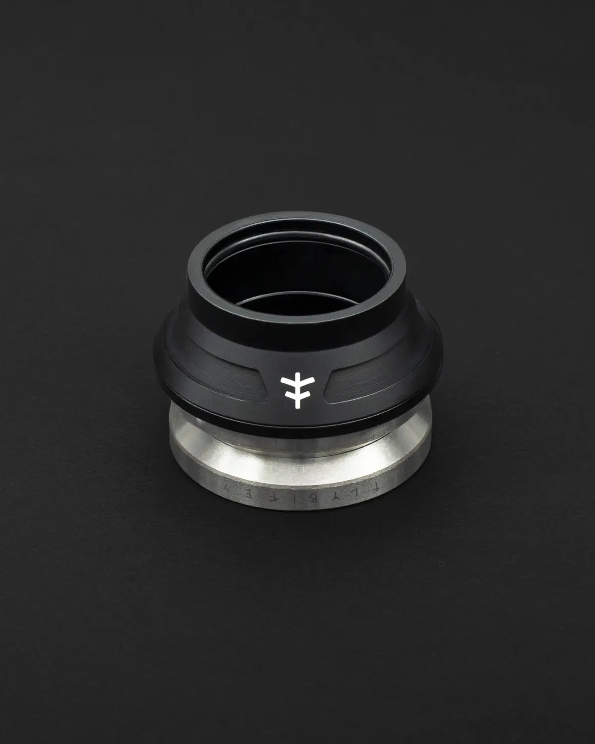 Fly Bikes Volcano Headset 1