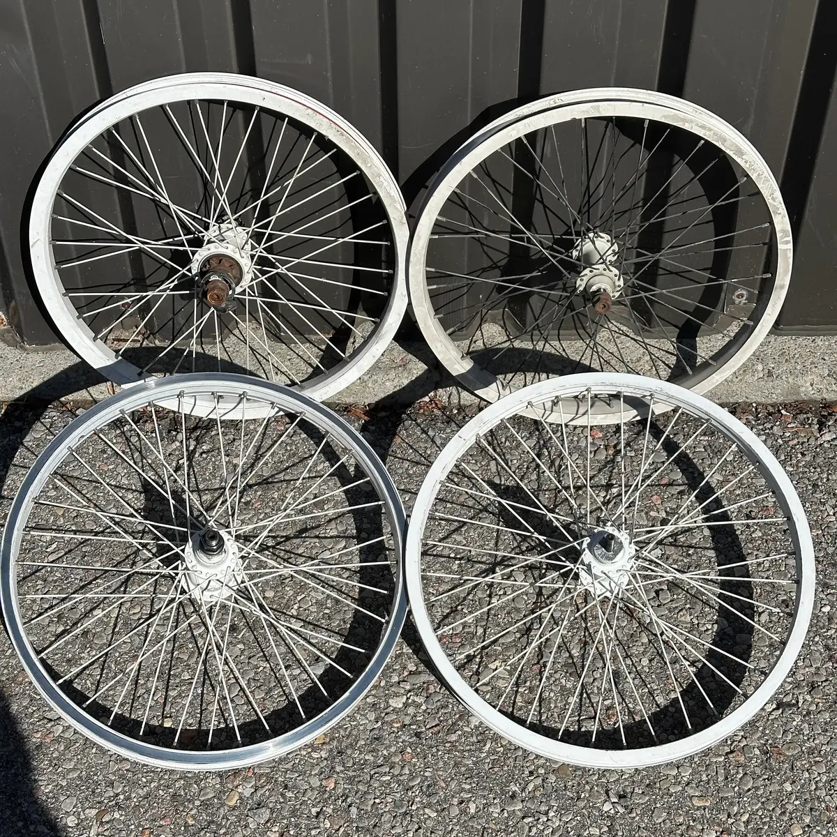 Used White Cassette Wheelsets 1