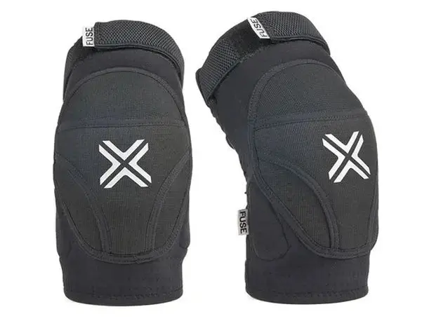 Fuse Alpha Classic Knee Pad 1