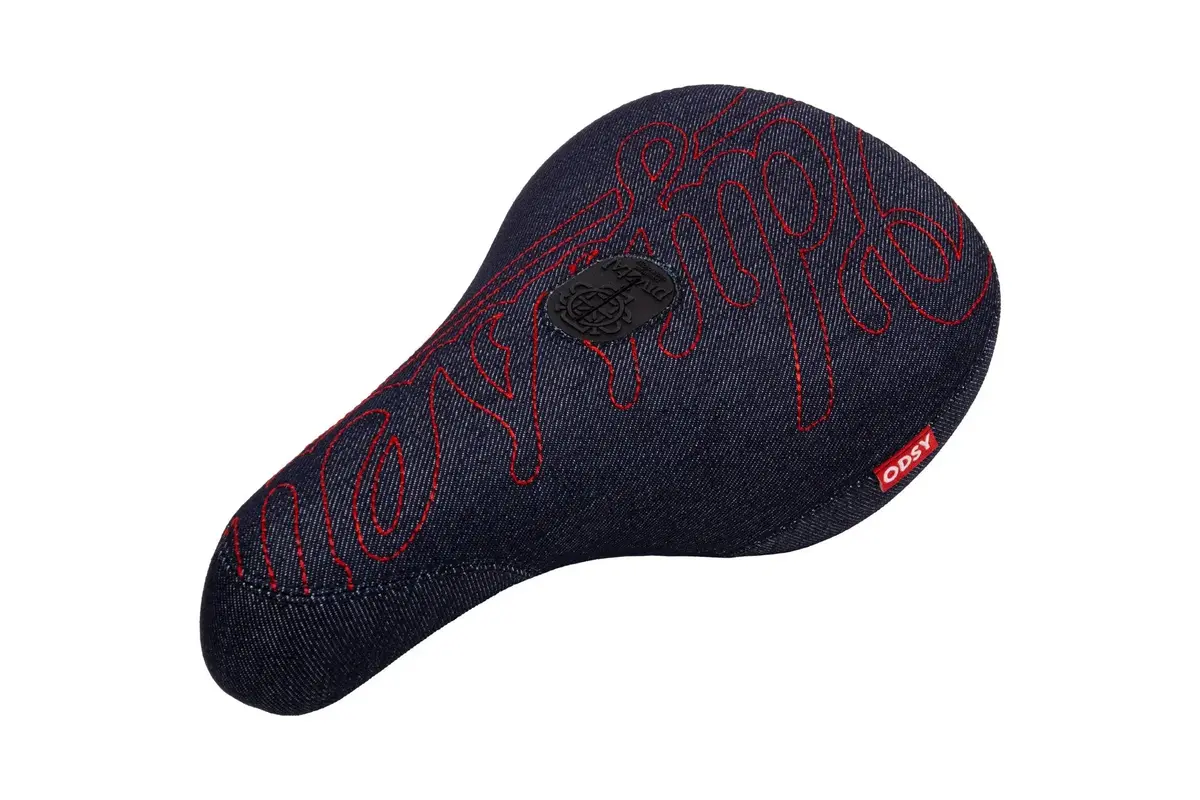 Odyssey Big Stitch Fat Pivotal Seat 1
