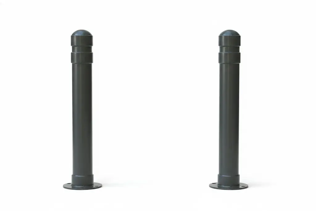 Lexington Series Bollard 1