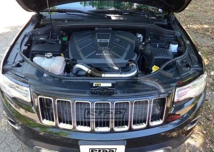 2011-2015 Grand Cherokee 3.0 Ecodiesel Heavy Duty Front Mount Intercooler Kit 1