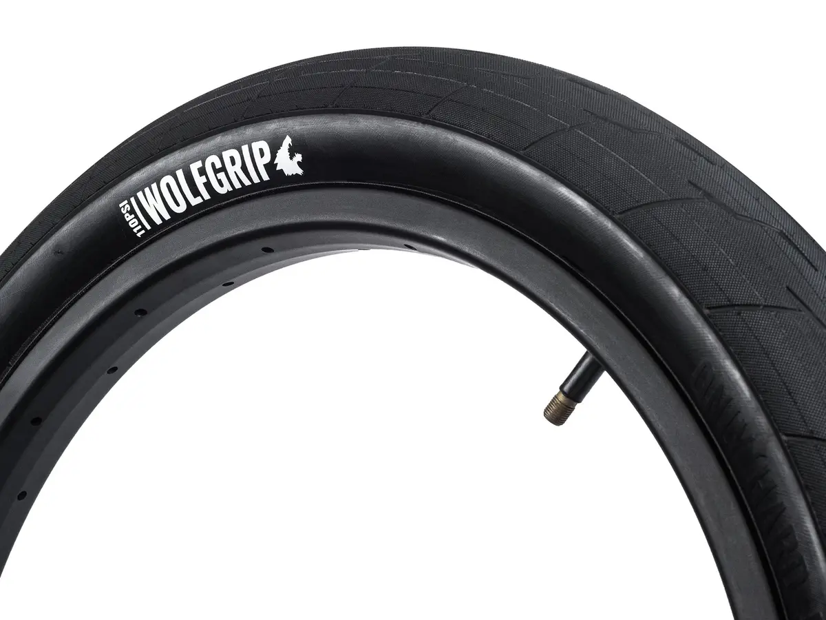 Stress Wolfgrip Tire 1