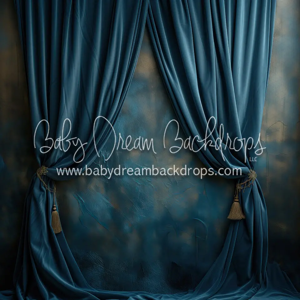 X Drop Sapphire Art Draped Wall Right (Md) 1