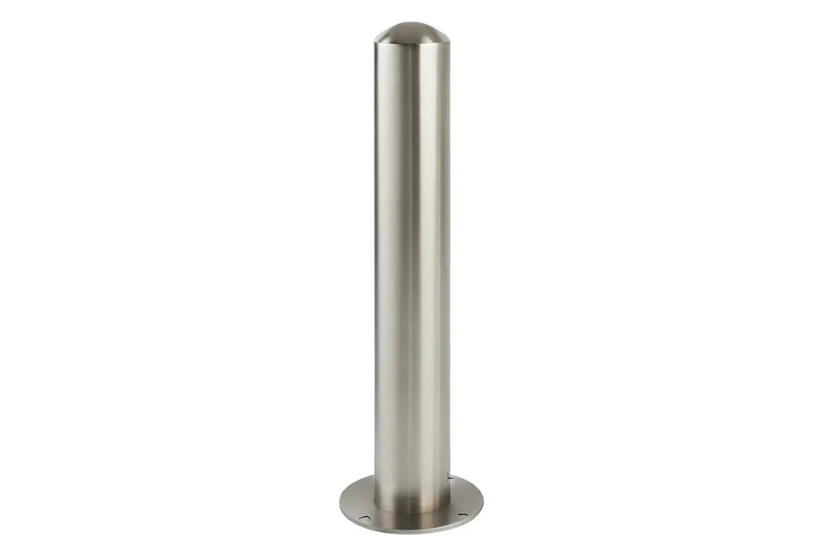 Newport 6" Round Bollard 1