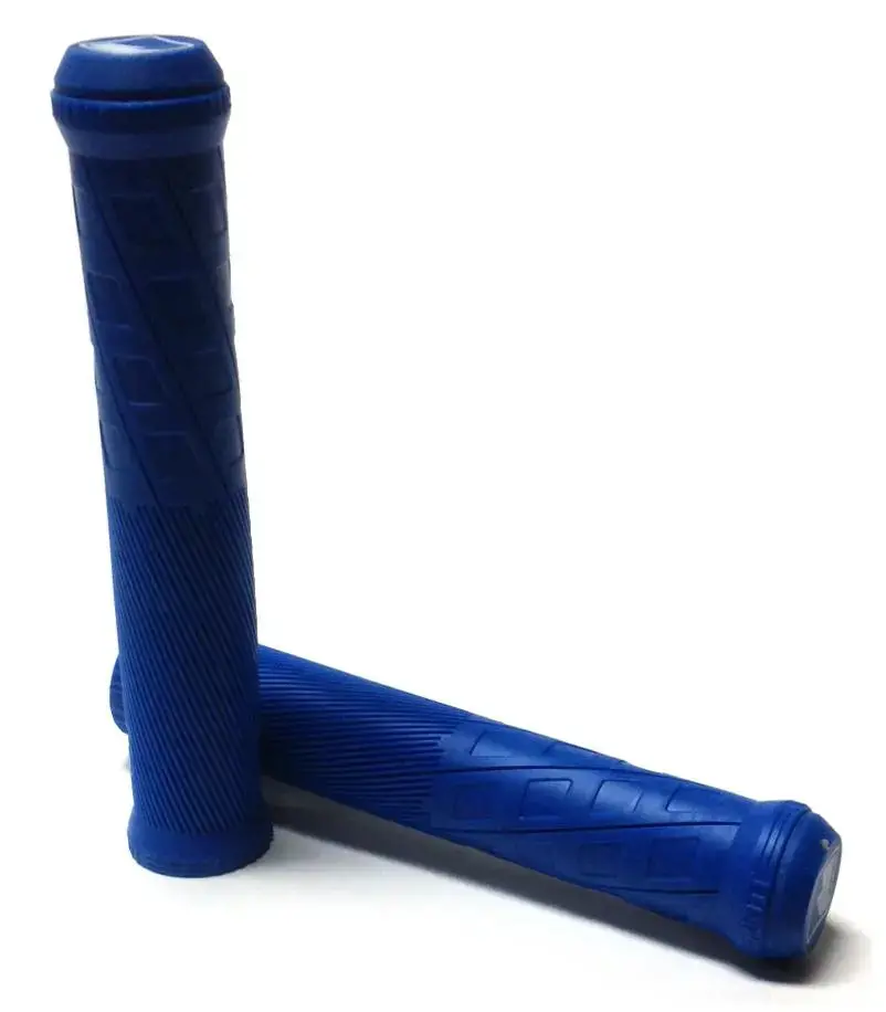 Merritt Cross Check Charlie Crumlish Grips 1