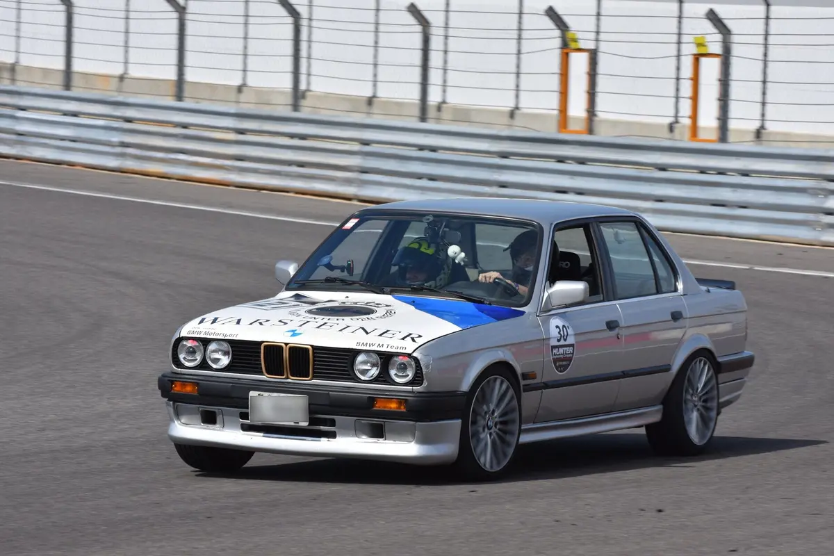 Agt Shock 1982-1994 E30 3 Series Mk2 Front Inverted Fork/Rear Flip - Front Spring Rate: 8K200 Rear Spring Rate: 8K160 1