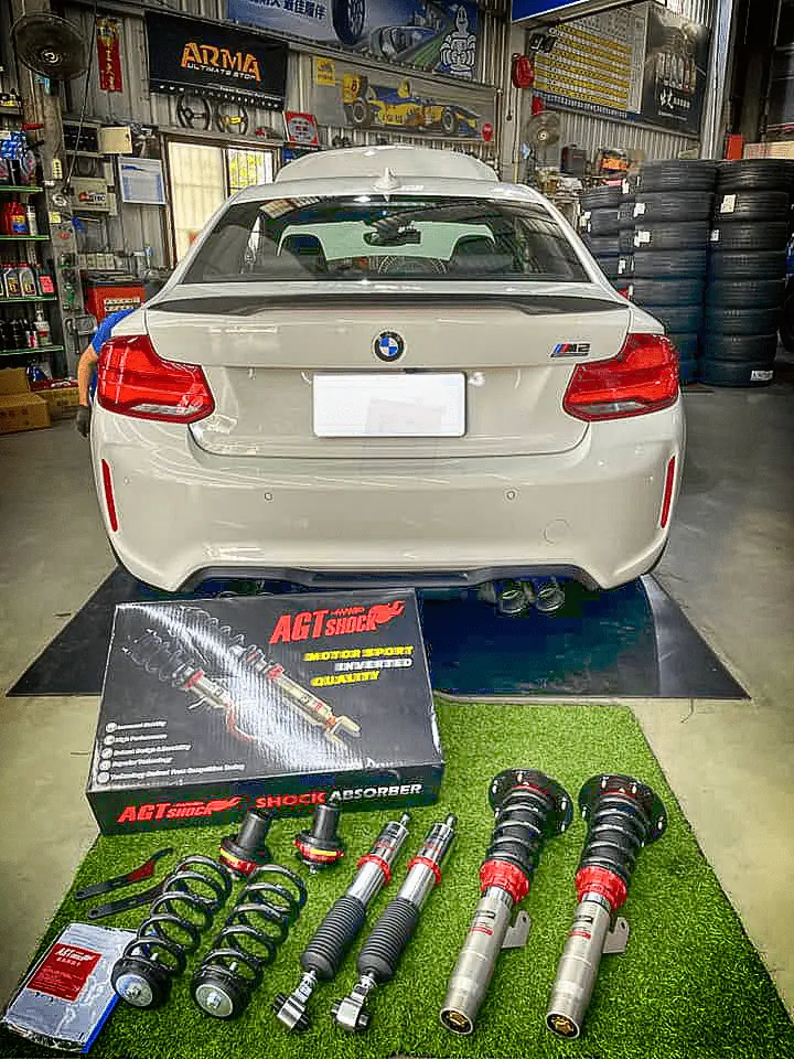 Agt Shock 2016+ F87 M2c/M2cs 2 Series M2 Front Inverted Fork/Rear Flip - Front Spring Rate: 8K180 Rear Spring Rate: 10K220 Part# Bw-45-03 1