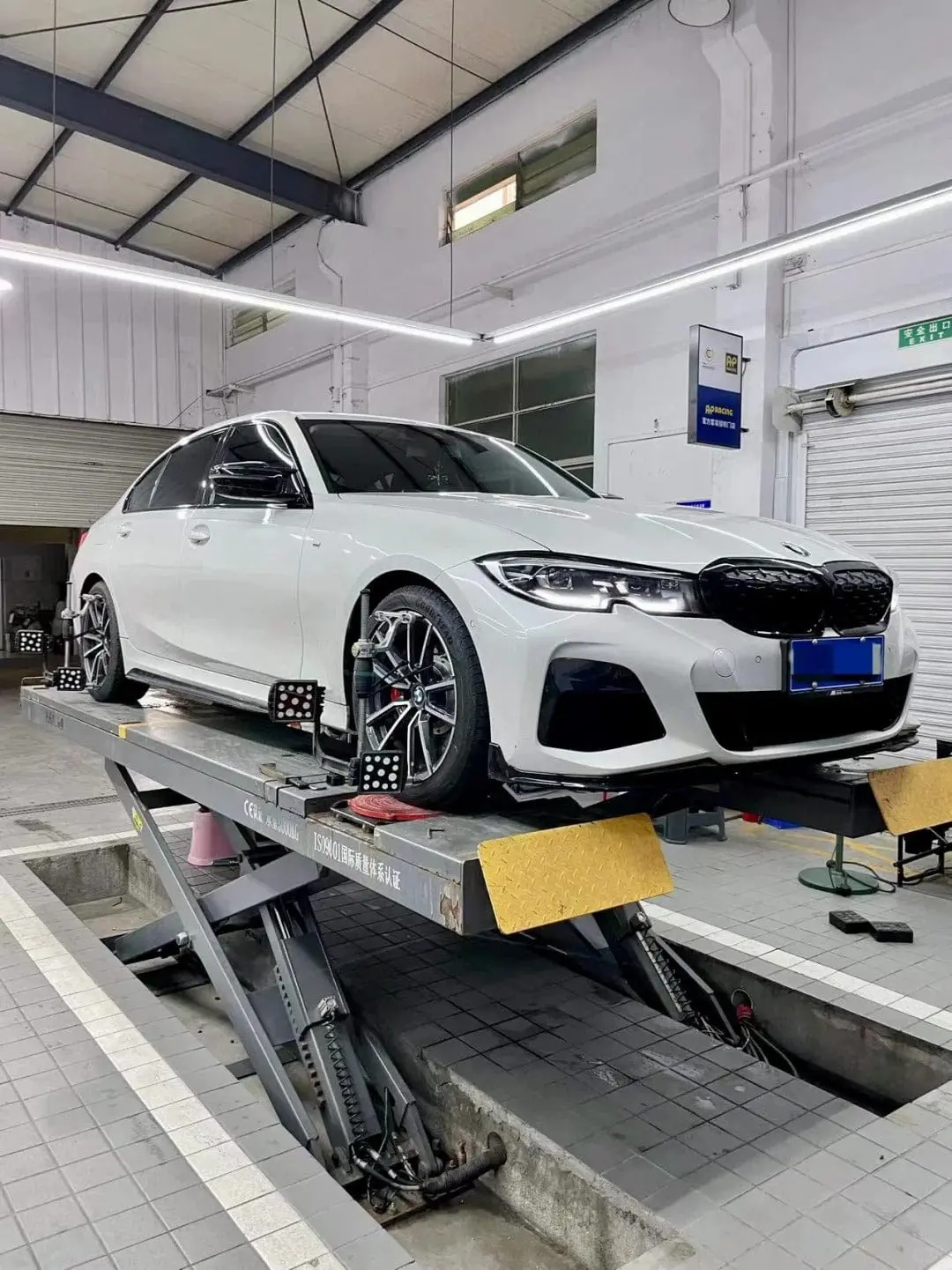 Agt Shock 2019+	G20/G21/G28 Rwd 3 Series Mk7 Front Inverted  Fork/Rear Flip - Front Spring Rate: 6K210 Rear Spring Rate:8K250 1
