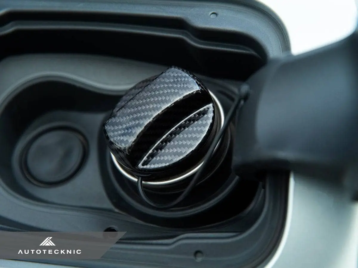 Autotecknic Dry Carbon Competition Fuel Cap Cover - G80 M3 | G82/ G83 M4 1