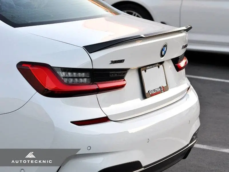 Autotecknic Dry Carbon Competition Plus Trunk Spoiler - G20 3-Series 1