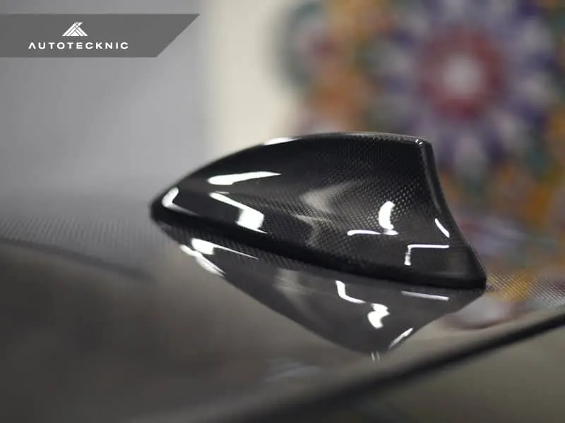 Autotecknic Dry Carbon Roof Antenna Cover - F22 2-Series | F30 3-Series | F32 4-Series | F87 M2 | F80 M3 | F82 M4 1