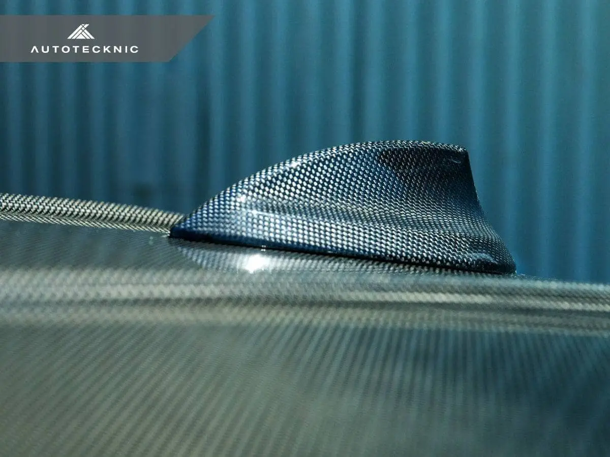 Autotecknic Dry Carbon Roof Antenna Cover - G80 M3 Pre-Lci 1