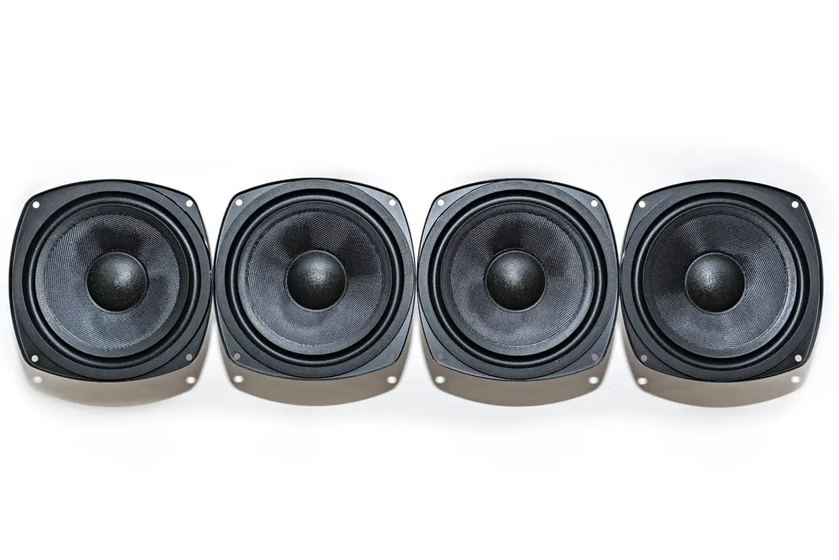 Bavsound Rear Deck Subwoofer Replacement Kit (4 Speakers) Bmw E38 7 Series 1995-2001 1