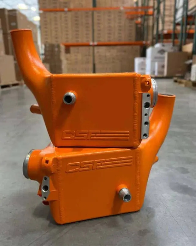 Csf 16-21 Bmw M5 (F90) / 17-21 Bmw M8 (F91/F92/F93) Twin Charge-Air-Cooler Set - Fire Orange Matte 1