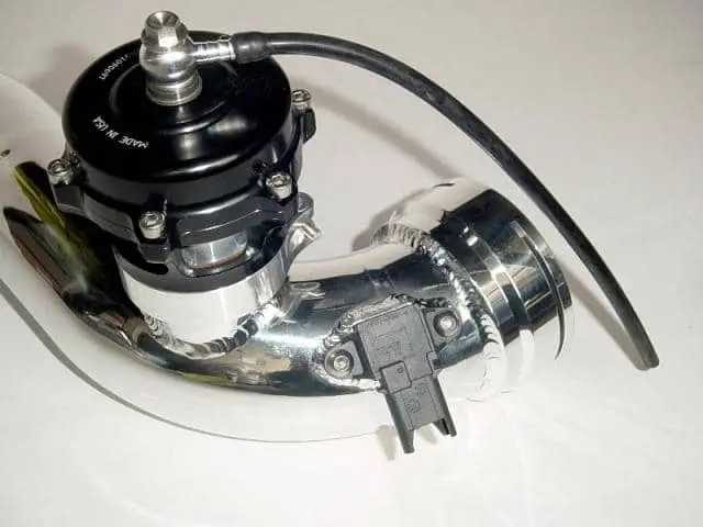 Charge Pipe Kit For 2006-08 (Short Version) 135I/335I N54 Engine (Tial Bov) 9