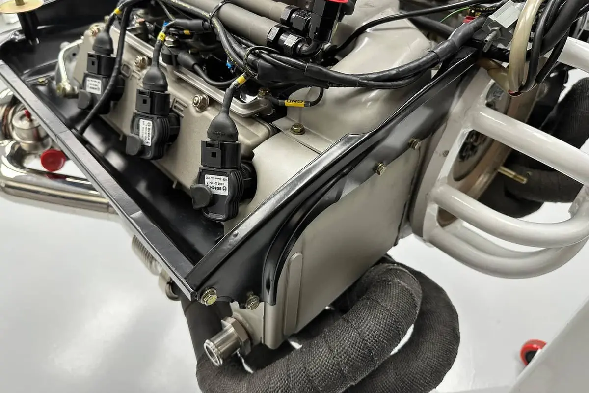 Csf Porsche 911/930 Turbo Engine Oil Cooler 1