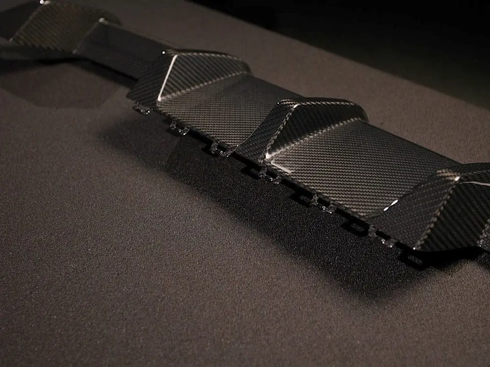 Kies G87 Carbon Fiber Diffuser 1