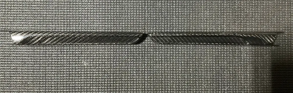 Open Box - F8x M3 M4 Carbon Fiber Vent Accent Trim 1