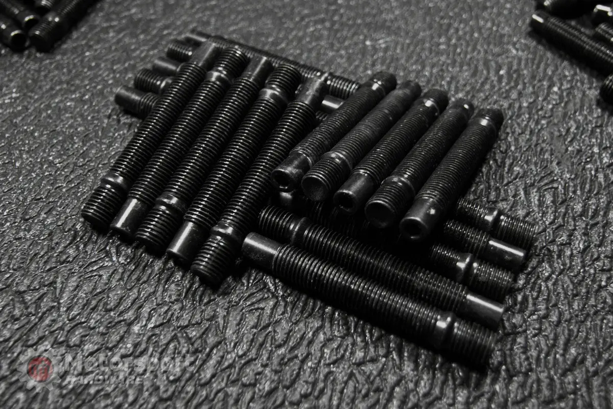 90Mm Black Race Stud Kit 12 X 1.5 With Gun Metal 17Mm Mh Titan Nuts 1