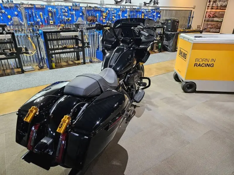 Ohlins 14-25 Harley Fl Touring Stx 36 Twin Blackline 12In Shocks 1
