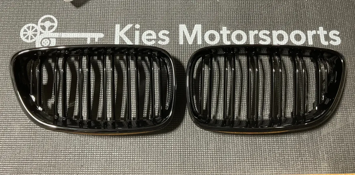Open Box - Bmw 2 Series F22 Gloss Black Dual Slat Kidney Grill (Like New) 1