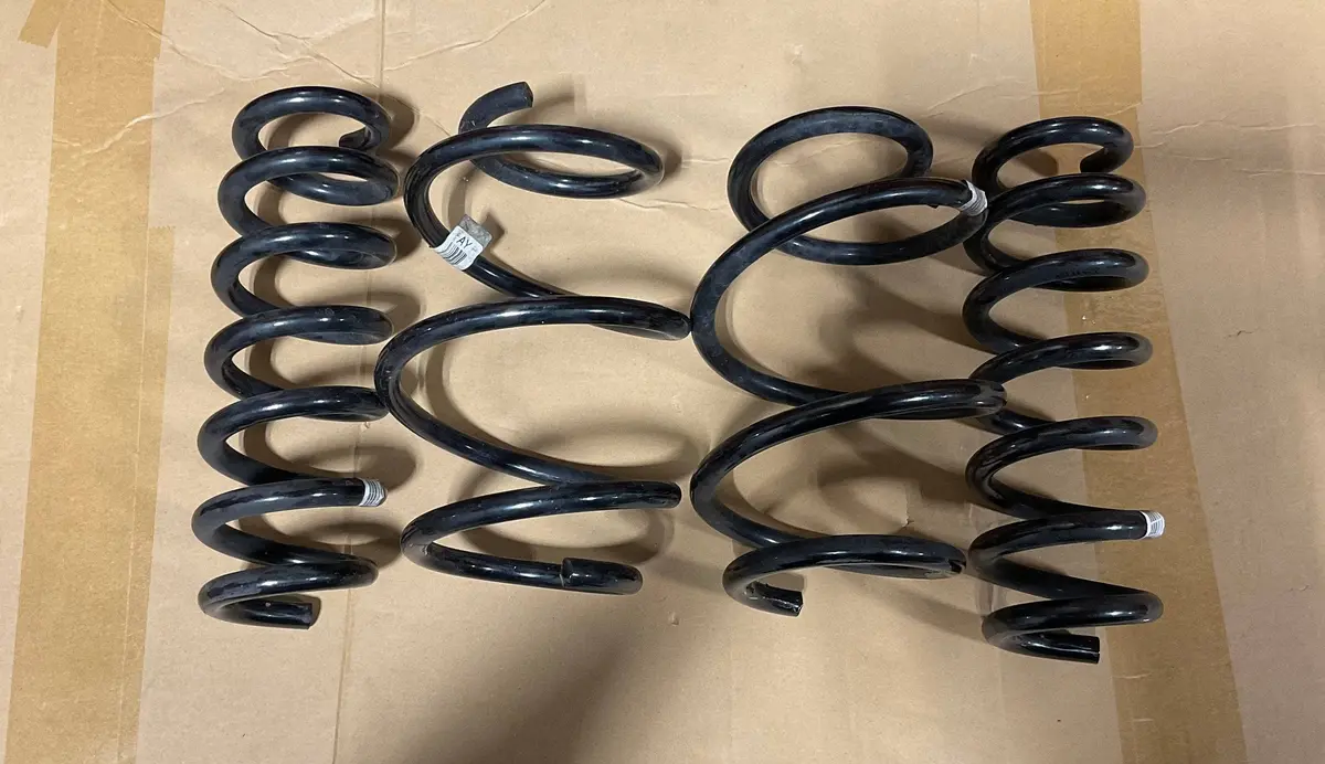 Open Box - Bmw G20 M340i X-Drive Oem Springs (Front And Rear) 1