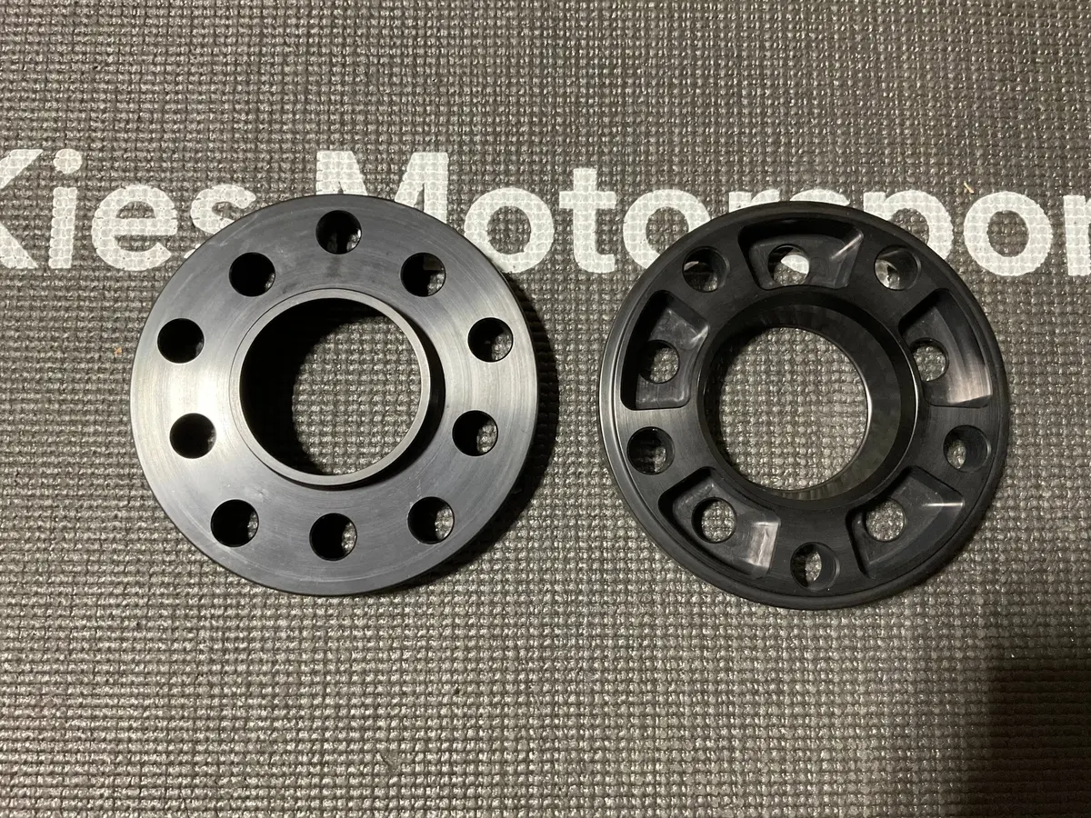 Open Box - E & F Series Spacers 5X120 (18Mm) - No Lugs 1