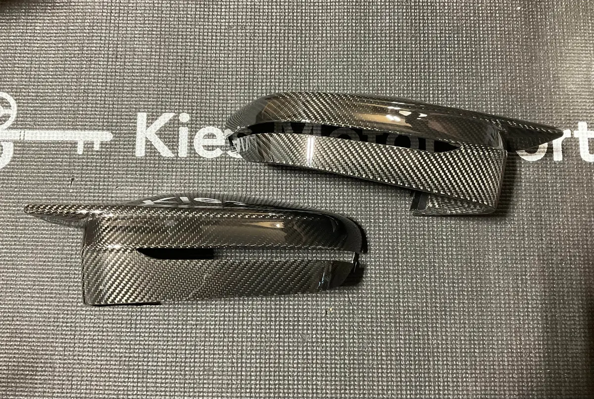 Open Box - Kies G80 Dry Carbon Fiber (Gloss) Mirror Caps (Broken Plastic - Pictured) 1