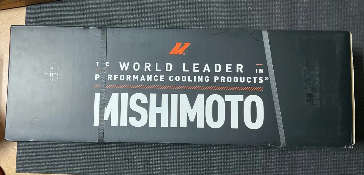 Open Box - Mishimoto 2021+ Bmw G8x M3/M4 Transmission Cooler 1