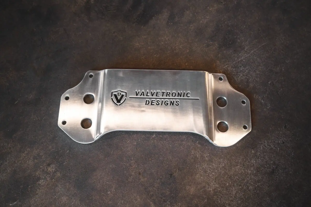 Bmw G87 Extended Chassis Brace 1