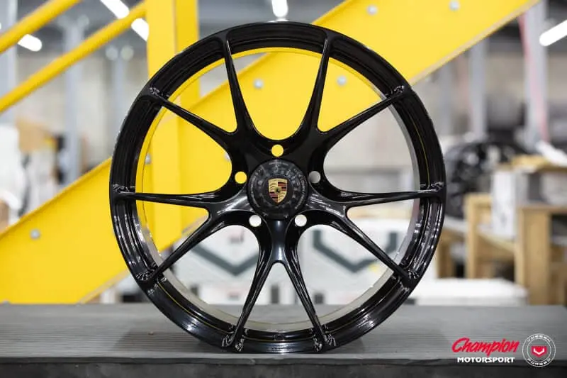 Vossen X Champion Rs74 21X12.5 / Et48 / Gloss Black Wheel / Centerlock / 911 Gt3rs 991 - Rear 1