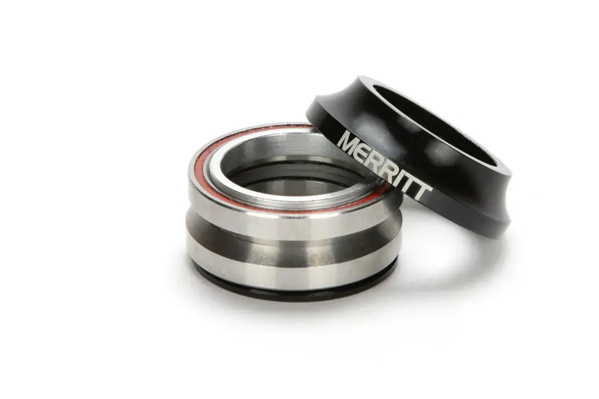 Merritt Lowtop Headset 1